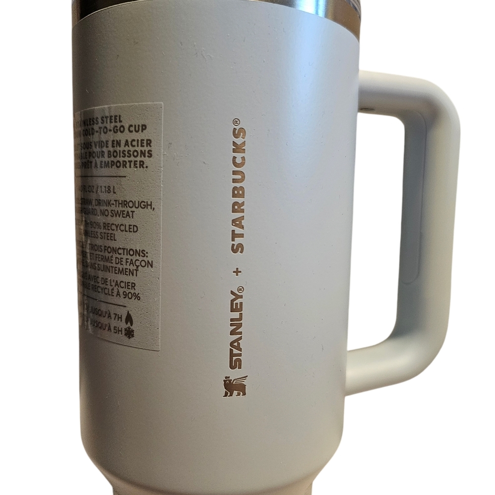 Stanley + Starbucks 40 fl oz Stainless Steel Vacuum Cold-to-Go Cup Blue NEW